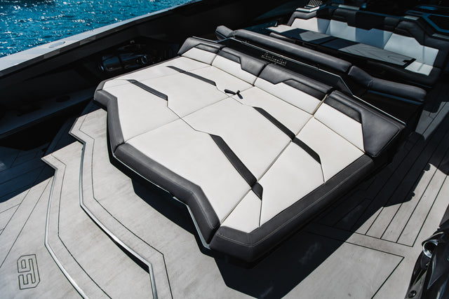 Lamborghini - Beyond the Limits