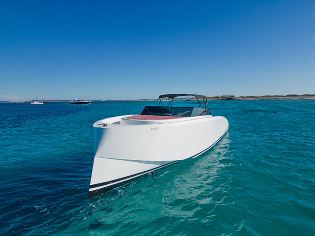 VANQUISH 43 TEQUILA – 2025