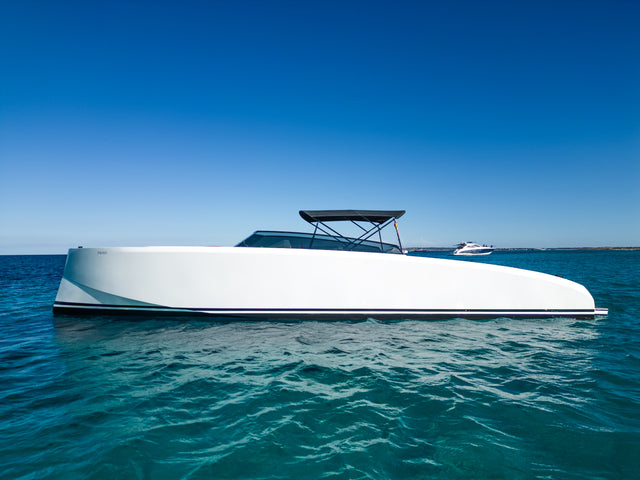 VANQUISH 43 TEQUILA – 2025