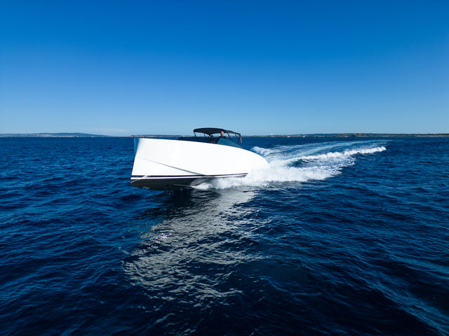 VANQUISH 43 TEQUILA – 2025