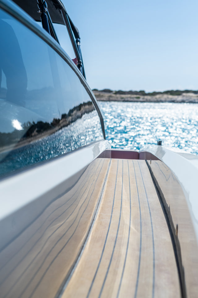 VANQUISH 43 TEQUILA – 2025