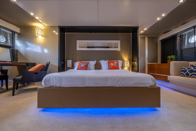 CANADOS 90 FUNKY TOWN – 2025