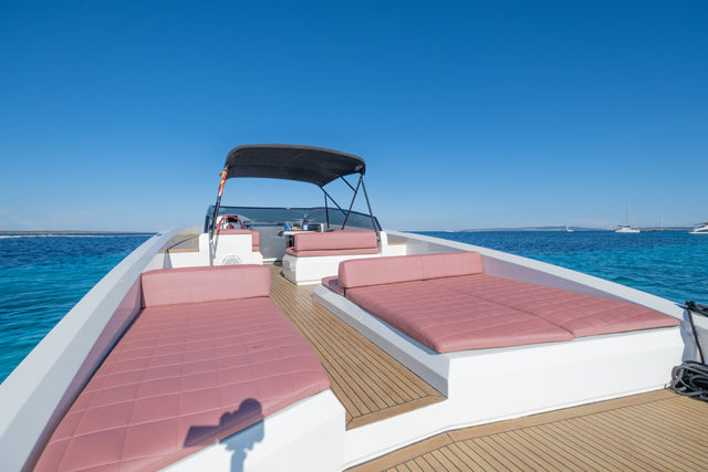 VANQUISH 43 TEQUILA – 2025