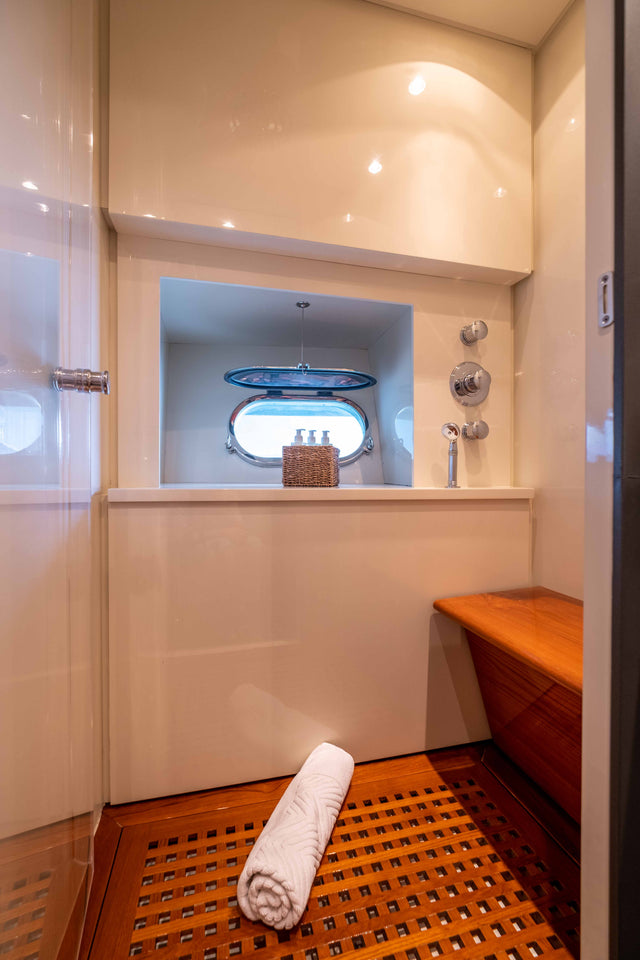 LEOPARD 102 DARK KNIGHT – 2025