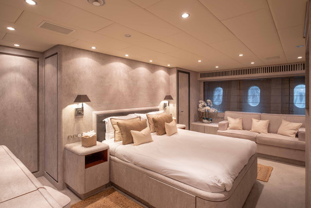 LEOPARD 102 DARK KNIGHT – 2025