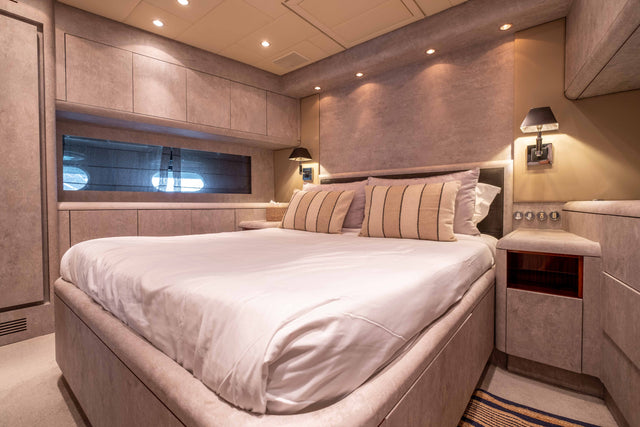 LEOPARD 102 DARK KNIGHT – 2025