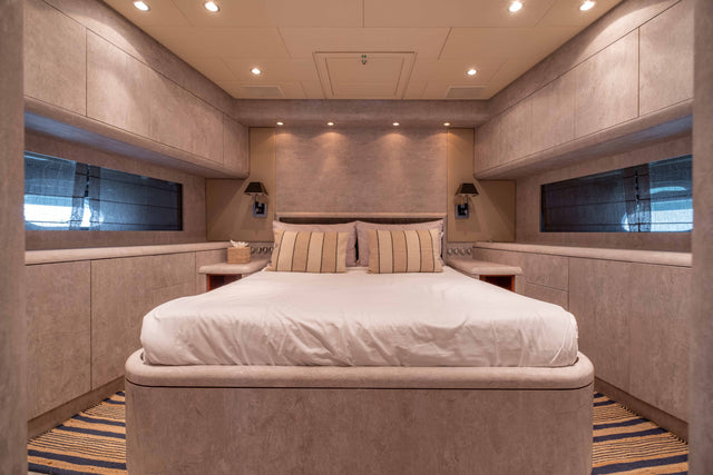 LEOPARD 102 DARK KNIGHT – 2025