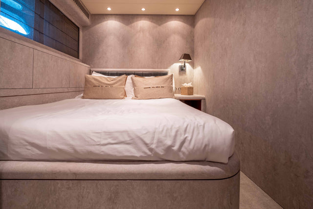 LEOPARD 102 DARK KNIGHT – 2025