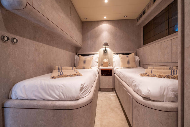 LEOPARD 102 DARK KNIGHT – 2025