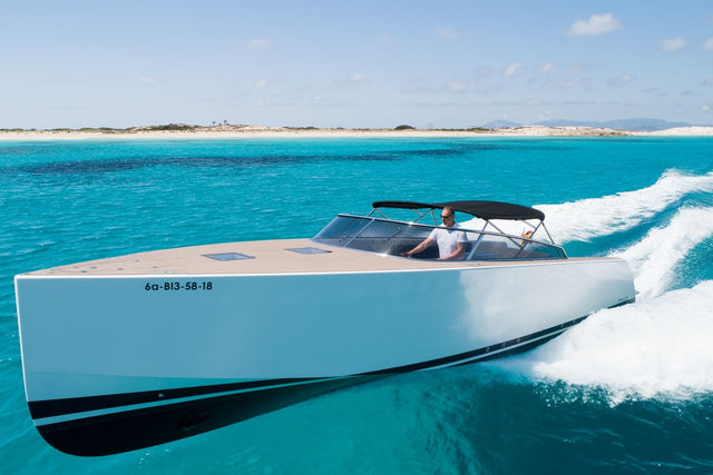 VAN DUTCH 40 SMART ASS – 2025