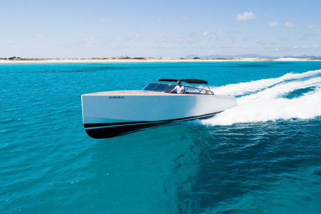 VAN DUTCH 40 SMART ASS – 2025