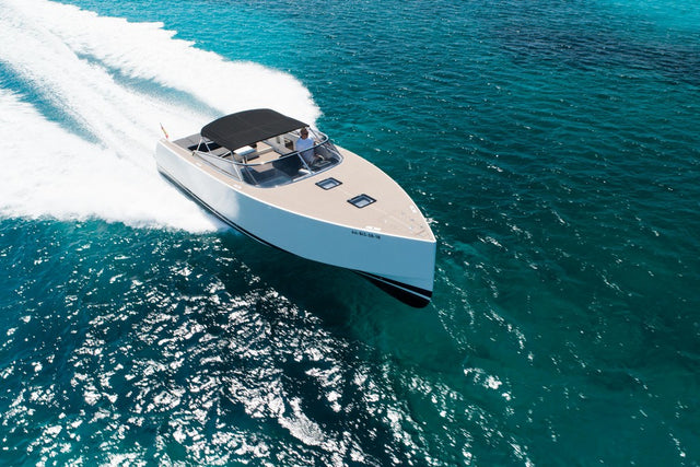 VAN DUTCH 40 SMART ASS – 2025