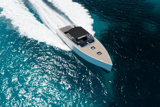 VAN DUTCH 40 SMART ASS – 2025