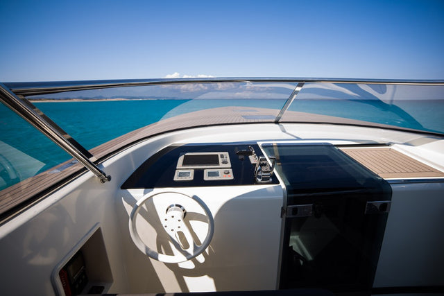 VAN DUTCH 40 SMART ASS – 2025