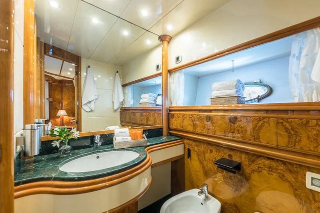 ASTONDOA 72 AMANI - 2025