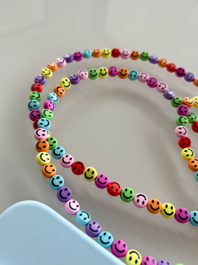 Happy Chain by Jessica HallerXfactory17