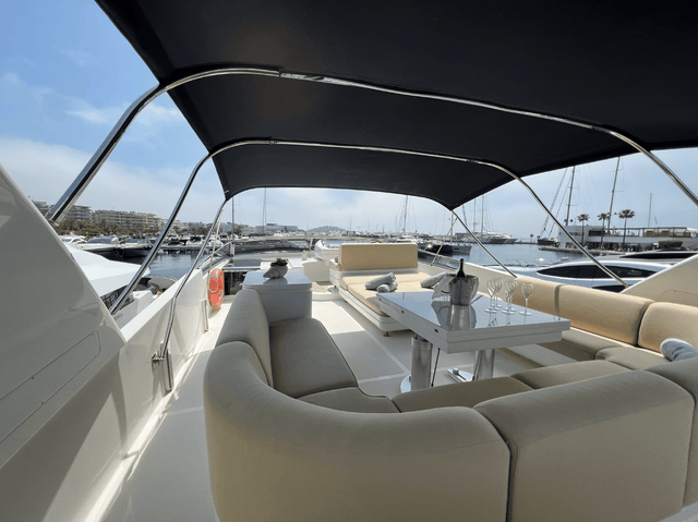 San Lorenzo 82" Angel l - Haller Experiences