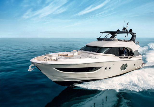 Monte Carlo Yachts70