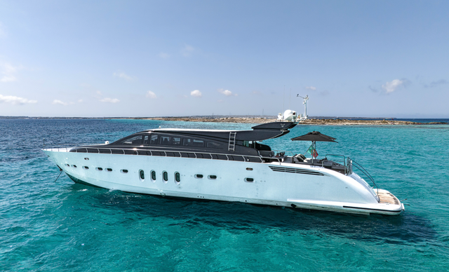 Leopard 102 | La Romana