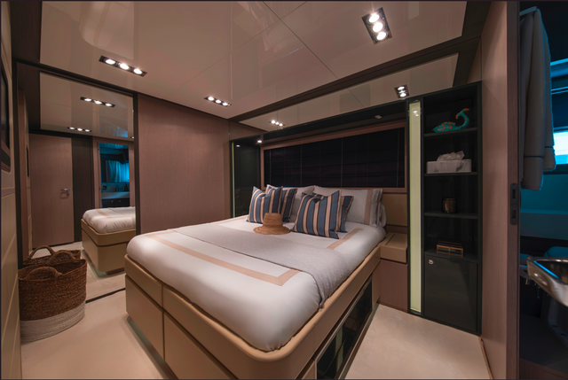 Riva 86 | Tanit