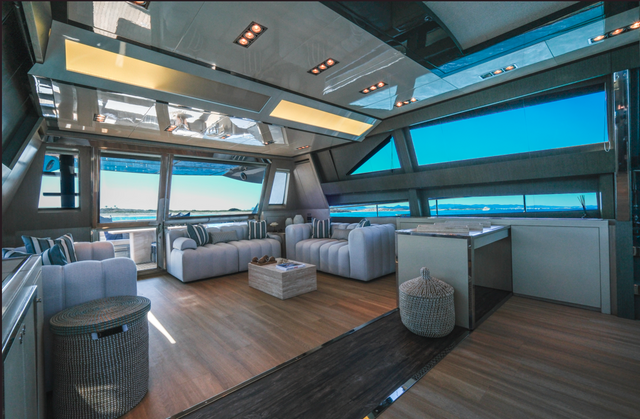 Riva 86 | Tanit