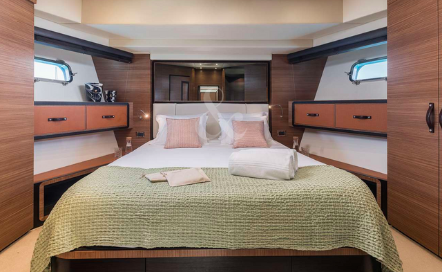 Azimut Magellano 76 | Almar II