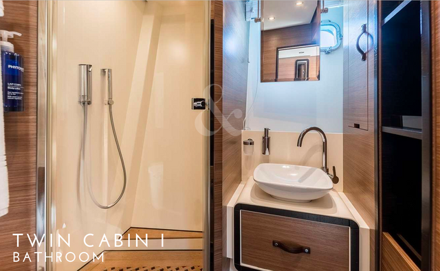 Azimut Magellano 76 | Almar II