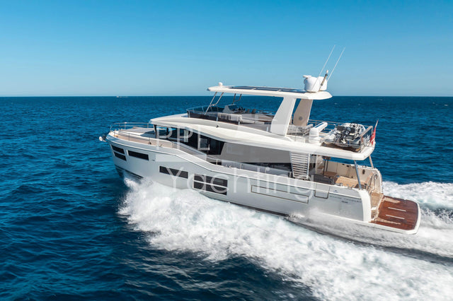 BeneteauGrand Trawler 62