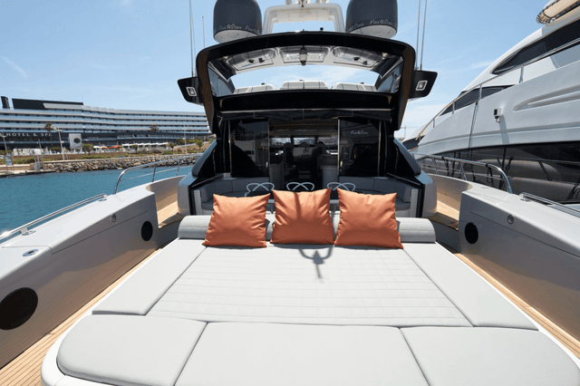 Mangusta 92 Five Stars - Haller Experiences